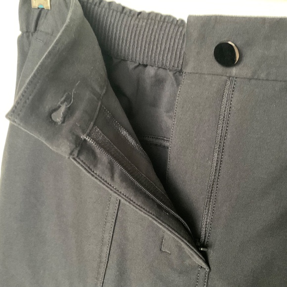 Lululemon Light Utilitech Cargo Pocket High-Rise Pant Cotton Blend Black Size 28 - Picture 4 of 15